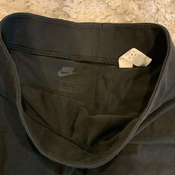 Nike Biker Shorts - Picture 2 of 2